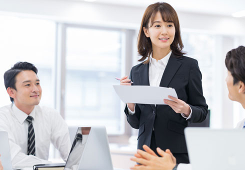 労災保険・雇用保険・社会保険の手続きを円滑迅速に行います